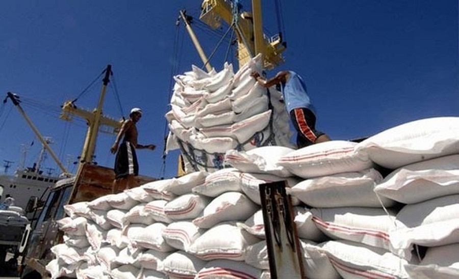 Chỉ 23 giây, hơn 65.700 tấn gạo được doanh nghiệp mở xong tờ khai xuất khẩu